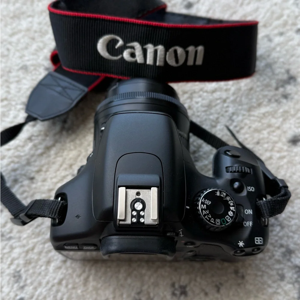 Canon Rebel T2i DSLR camera bundle